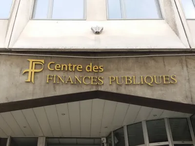 Façade bâtiment impôts finances publiques